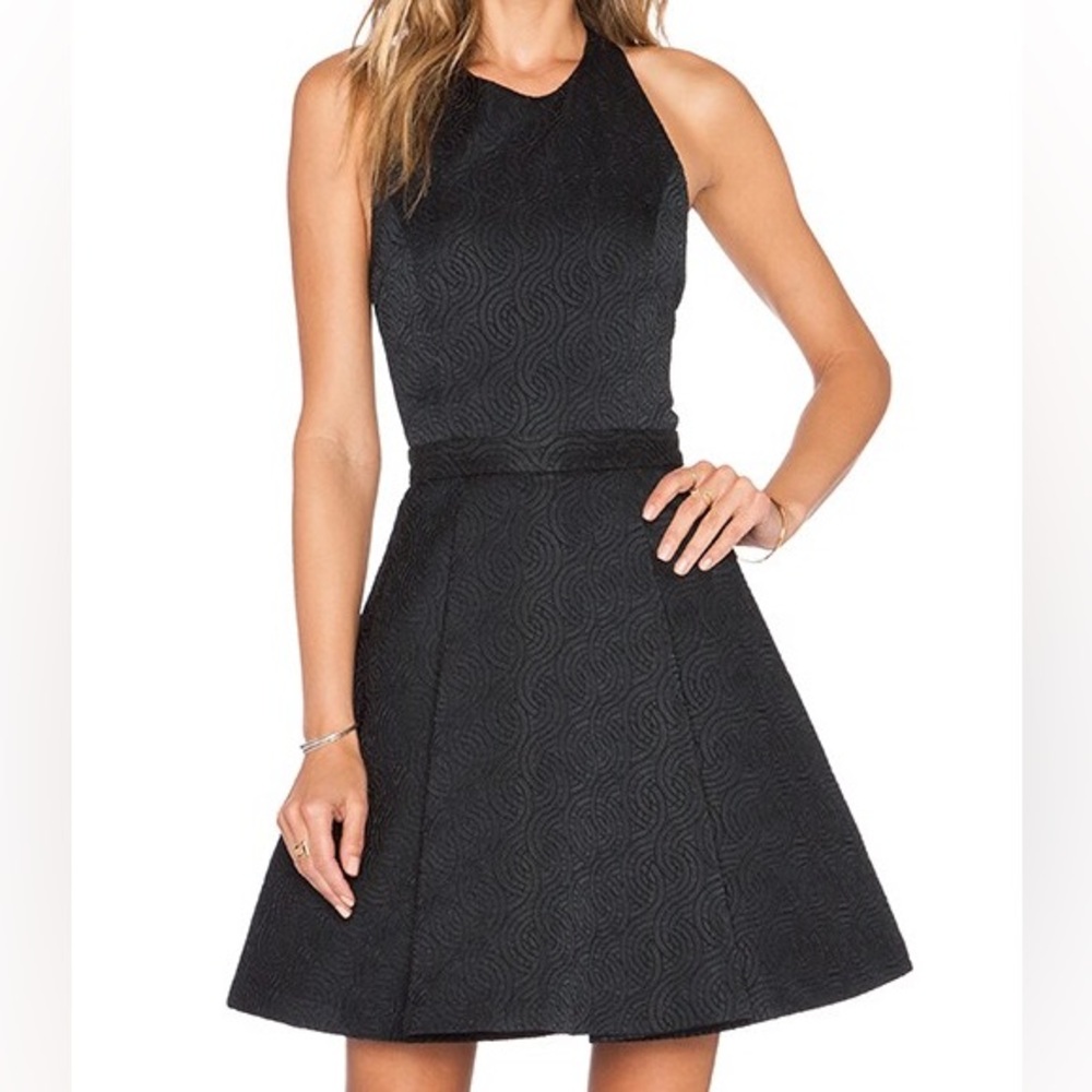 ALICE + OLIVIA Dani’s Back Cut Out Embroidered Dress in Black - Size 4 Small